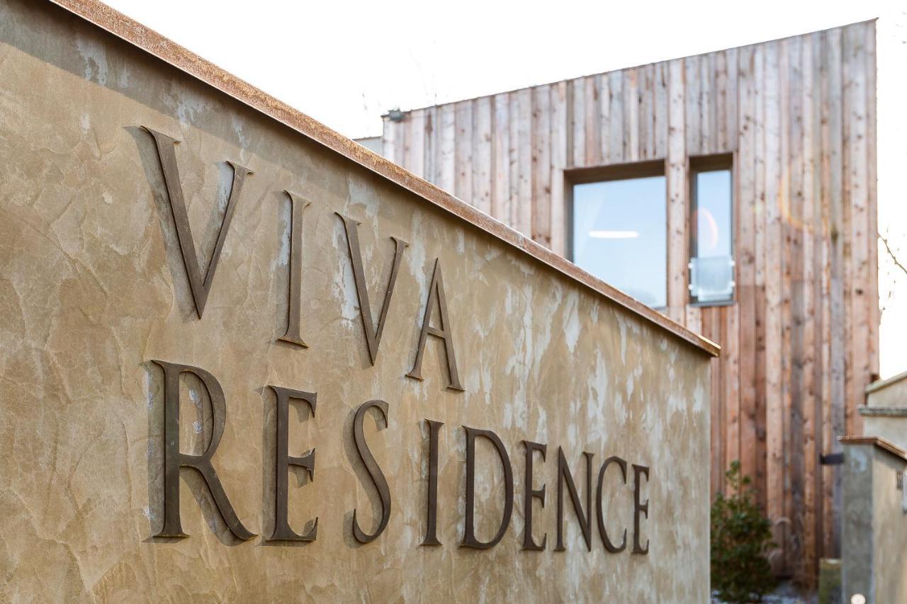 Exclusive Penzion Viva Residence มลาดาโบเลสลัฟ ภายนอก รูปภาพ